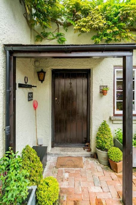 Cedra Cottage - Vintage Country Hideaway Аксминстър Екстериор снимка