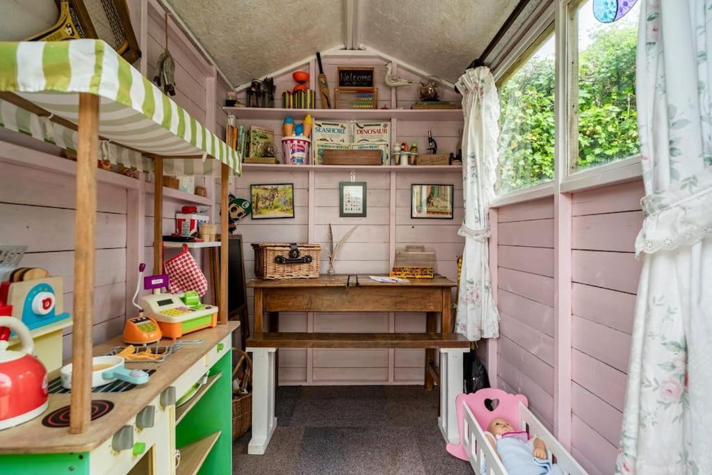 Cedra Cottage - Vintage Country Hideaway Аксминстър Екстериор снимка